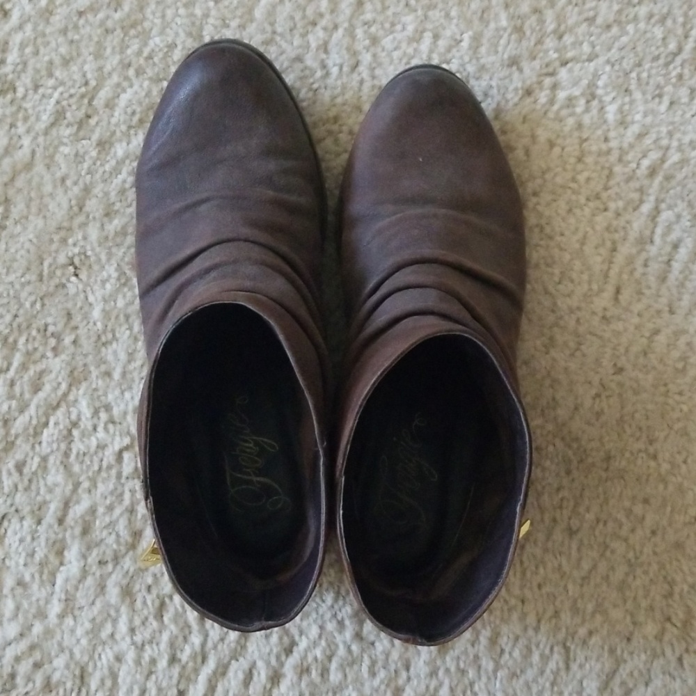 Booties - Picture 4 of 4
